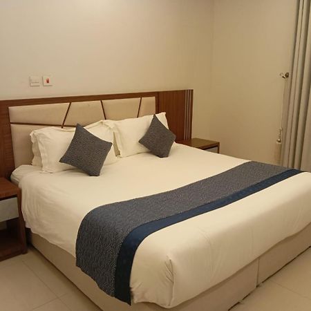 Remaz Suites Hotel Al Al Jubail Kültér fotó