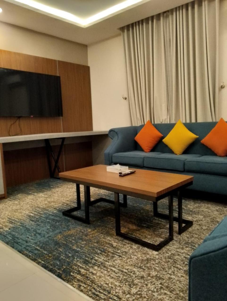 Remaz Suites Hotel Al Al Jubail Kültér fotó