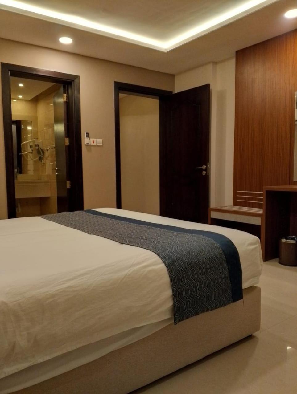 Remaz Suites Hotel Al Al Jubail Kültér fotó
